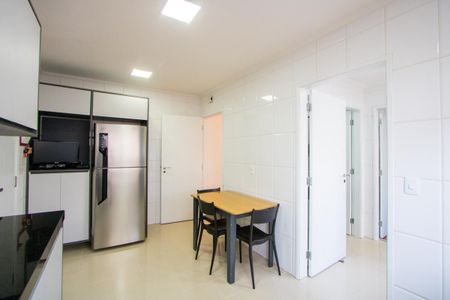 Apartamento à venda com 127m², 3 quartos e 2 vagasCozinha