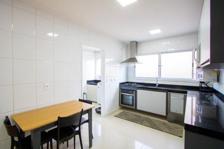 Apartamento à venda com 127m², 3 quartos e 2 vagasCozinha
