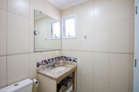 Apartamento à venda com 127m², 3 quartos e 2 vagasBanheiro do quarto 1