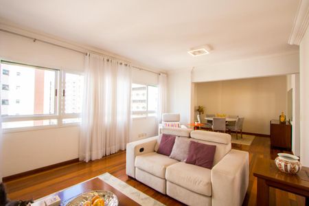 Apartamento à venda com 127m², 3 quartos e 2 vagasSala
