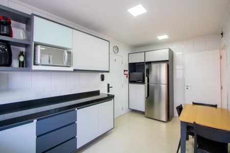 Apartamento à venda com 127m², 3 quartos e 2 vagasCozinha