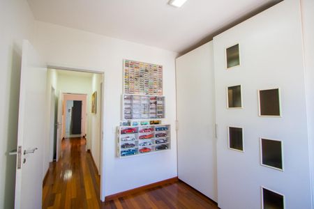 Apartamento à venda com 127m², 3 quartos e 2 vagasQuarto 3