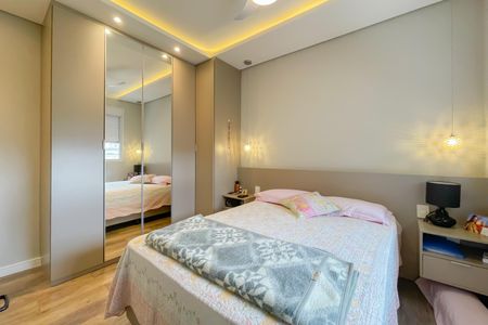 Apartamento à venda com 70m², 2 quartos e 2 vagas Apartamento à venda com 70m², 2 quartos e 2 vagasSuíte