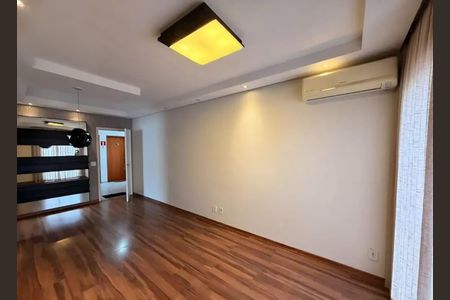 Sala de apartamento para alugar com 3 quartos, 67m² em Jardim Sao Pedro, Mogi das Cruzes