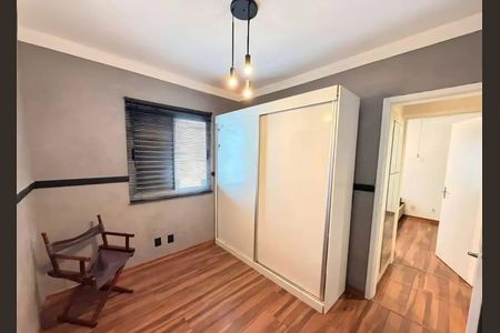 Quarto de apartamento para alugar com 3 quartos, 67m² em Jardim Sao Pedro, Mogi das Cruzes