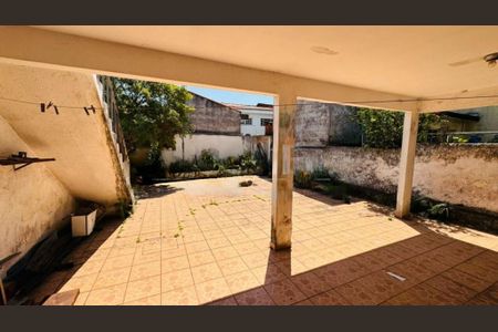 Casa à venda com 2 quartos, 212m² em Vila Sao Pedro, São Paulo