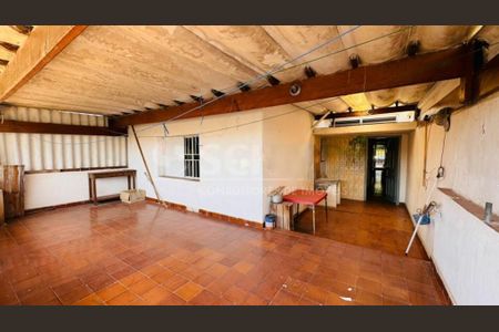 Casa à venda com 2 quartos, 212m² em Vila Sao Pedro, São Paulo