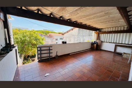Casa à venda com 2 quartos, 212m² em Vila Sao Pedro, São Paulo
