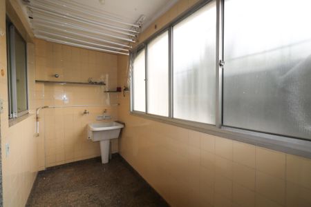 Apartamento à venda com 98m², 3 quartos e 1 vagaÁrea de Serviço
