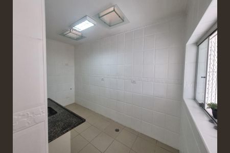 Foto 12 de casa à venda com 2 quartos, 120m² em Vila Monumento, São Paulo