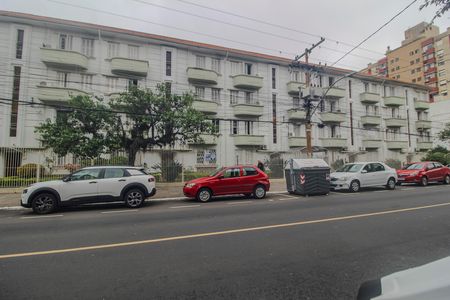 Apartamento à venda com 60m², 2 quartos e sem vaga Apartamento à venda com 60m², 2 quartos e sem vagaFachada