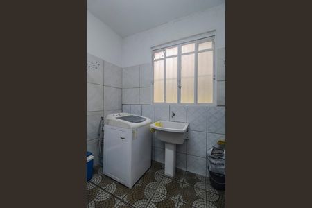 Apartamento à venda com 60m², 2 quartos e sem vaga Apartamento à venda com 60m², 2 quartos e sem vagaArea de serviço