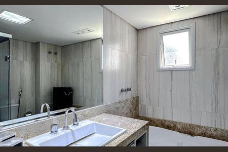 Apartamento à venda com 204m², 4 quartos e 4 vagas