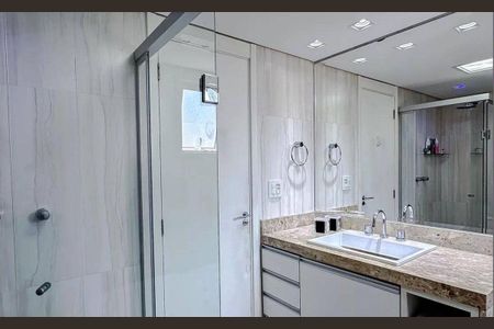 Apartamento à venda com 204m², 4 quartos e 4 vagas