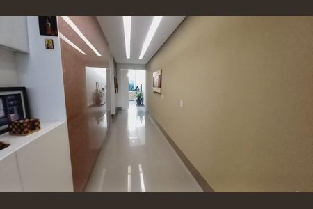 Casa à venda com 240m², 4 quartos e 4 vagasFoto 10