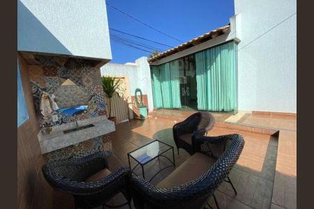Casa de condomínio à venda com 280m², 3 quartos e 4 vagas Casa de condomínio à venda com 280m², 3 quartos e 4 vagasFoto 24