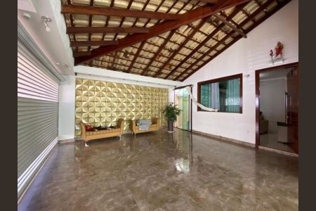 Casa de condomínio à venda com 280m², 3 quartos e 4 vagas Casa de condomínio à venda com 280m², 3 quartos e 4 vagasFoto 03