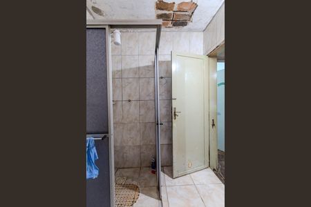 Banheiro de apartamento para alugar com 2 quartos, 70m² em Bairro, Porto Alegre
