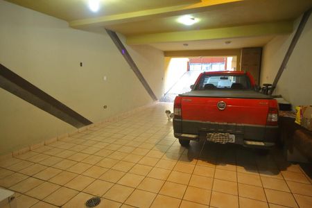 Garagem  de casa à venda com 3 quartos, 298m² em Parque Terra Nova Ii, São Bernardo do Campo