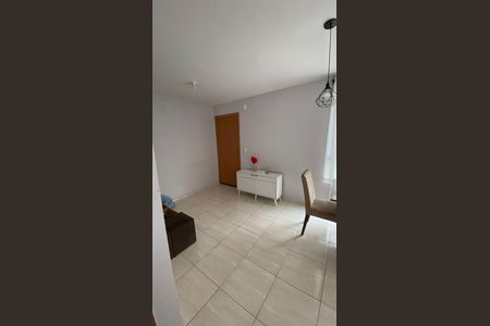 Sala de apartamento para alugar com 2 quartos, 48m² em Parque Santa Rosa, Suzano