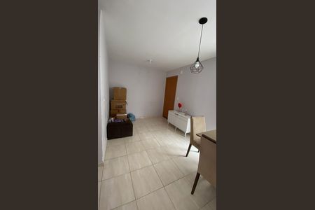Sala de apartamento para alugar com 2 quartos, 48m² em Parque Santa Rosa, Suzano