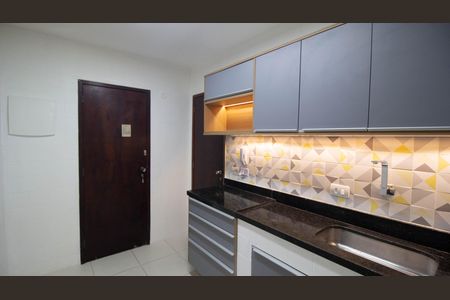 Apartamento para alugar com 240m², 2 quartos e 1 vaga Apartamento para alugar com 240m², 2 quartos e 1 vagaCozinha e Área de Serviço