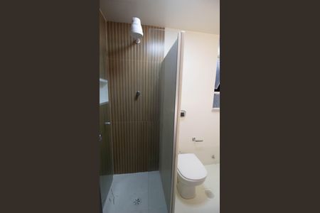 Apartamento para alugar com 240m², 2 quartos e 1 vaga Apartamento para alugar com 240m², 2 quartos e 1 vagaBanheiro da Suíte