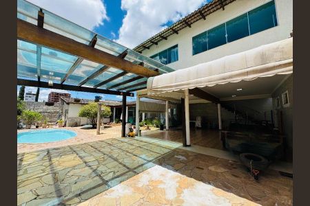 Casa de condomínio à venda com 380m², 4 quartos e 6 vagasFoto 05