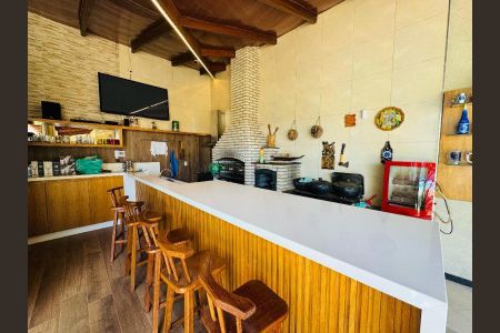Casa de condomínio à venda com 380m², 4 quartos e 6 vagasFoto 13