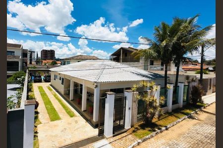Casa de condomínio à venda com 380m², 4 quartos e 6 vagasFoto 02