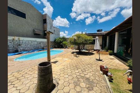 Casa de condomínio à venda com 380m², 4 quartos e 6 vagasFoto 08