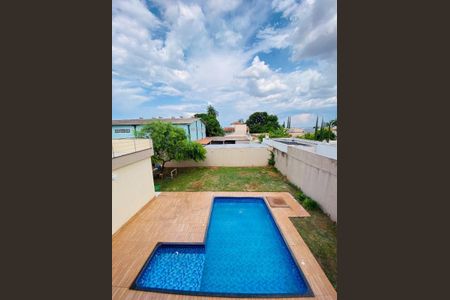 Casa de condomínio à venda com 250m², 4 quartos e 4 vagas Casa de condomínio à venda com 250m², 4 quartos e 4 vagasFoto 27
