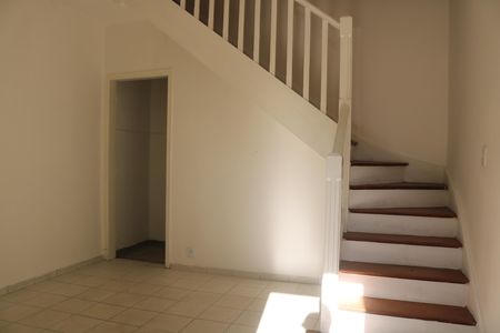 Sala de casa para alugar com 2 quartos, 60m² em Lapa, São Paulo