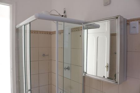 Casa para alugar com 60m², 2 quartos e sem vagaBanheiro