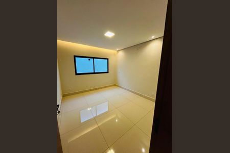 Casa de condomínio à venda com 230m², 3 quartos e 2 vagas Casa de condomínio à venda com 230m², 3 quartos e 2 vagasFoto 17