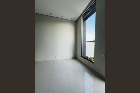 Casa de condomínio à venda com 230m², 3 quartos e 2 vagas Casa de condomínio à venda com 230m², 3 quartos e 2 vagasFoto 06