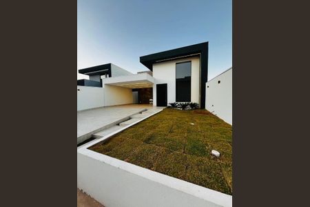 Casa de condomínio à venda com 230m², 3 quartos e 2 vagas Casa de condomínio à venda com 230m², 3 quartos e 2 vagasFoto 03