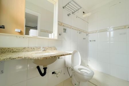 Banheiro 2 de apartamento à venda com 2 quartos, 120m² em Centro, Osasco