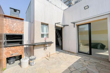 Apartamento à venda com 120m², 2 quartos e 2 vagasChurrasqueira