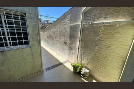 Casa à venda com 136m², 3 quartos e 2 vagas