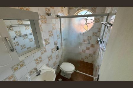 Casa à venda com 136m², 3 quartos e 2 vagas