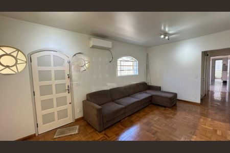 Casa à venda com 3 quartos, 136m² em Jardim Ernestina, São Paulo