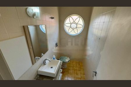 Casa à venda com 136m², 3 quartos e 2 vagas