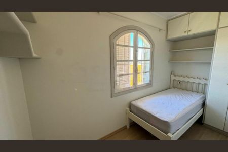 Casa à venda com 136m², 3 quartos e 2 vagas