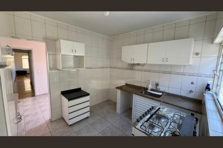 Casa à venda com 136m², 3 quartos e 2 vagas