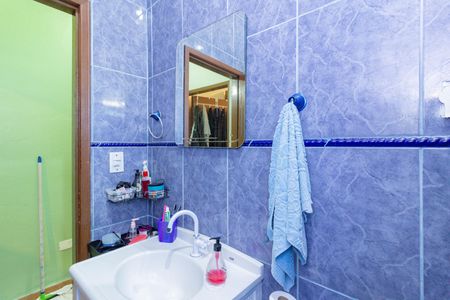 Casa à venda com 70m², 3 quartos e 1 vagaBanheiro
