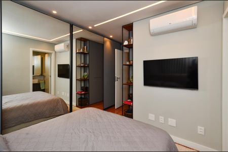 Apartamento à venda com 125m², 2 quartos e 2 vagas Apartamento à venda com 125m², 2 quartos e 2 vagasSuíte 1