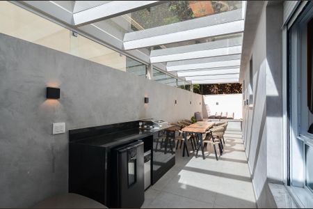 Apartamento à venda com 125m², 2 quartos e 2 vagas Apartamento à venda com 125m², 2 quartos e 2 vagasÁrea Privativa