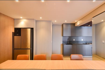 Apartamento à venda com 125m², 2 quartos e 2 vagas Apartamento à venda com 125m², 2 quartos e 2 vagasCozinha
