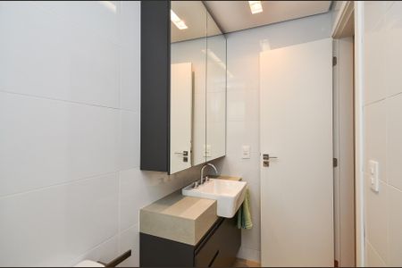 Apartamento à venda com 125m², 2 quartos e 2 vagas Apartamento à venda com 125m², 2 quartos e 2 vagasBanheiro Suíte 2